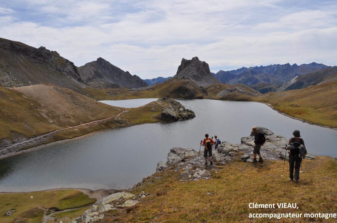 Randonnées à raquettes dans la vallée de la Blanche à Montclar avec Clément Vieau - Rand'O Canyon